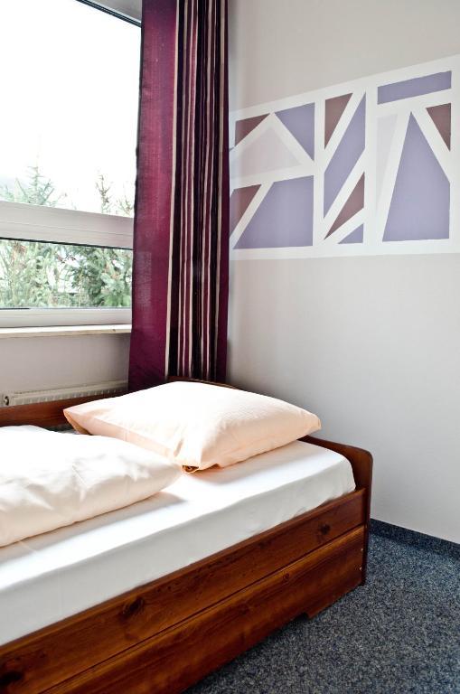Hostel Nanina Gröbenzell Rum bild