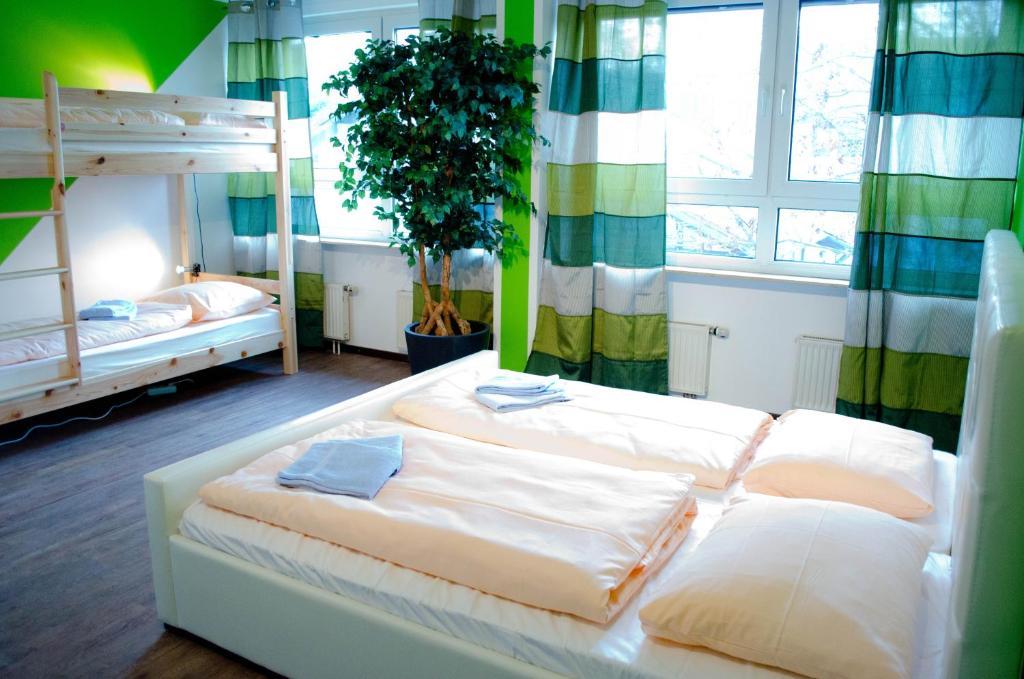 Hostel Nanina Gröbenzell Rum bild